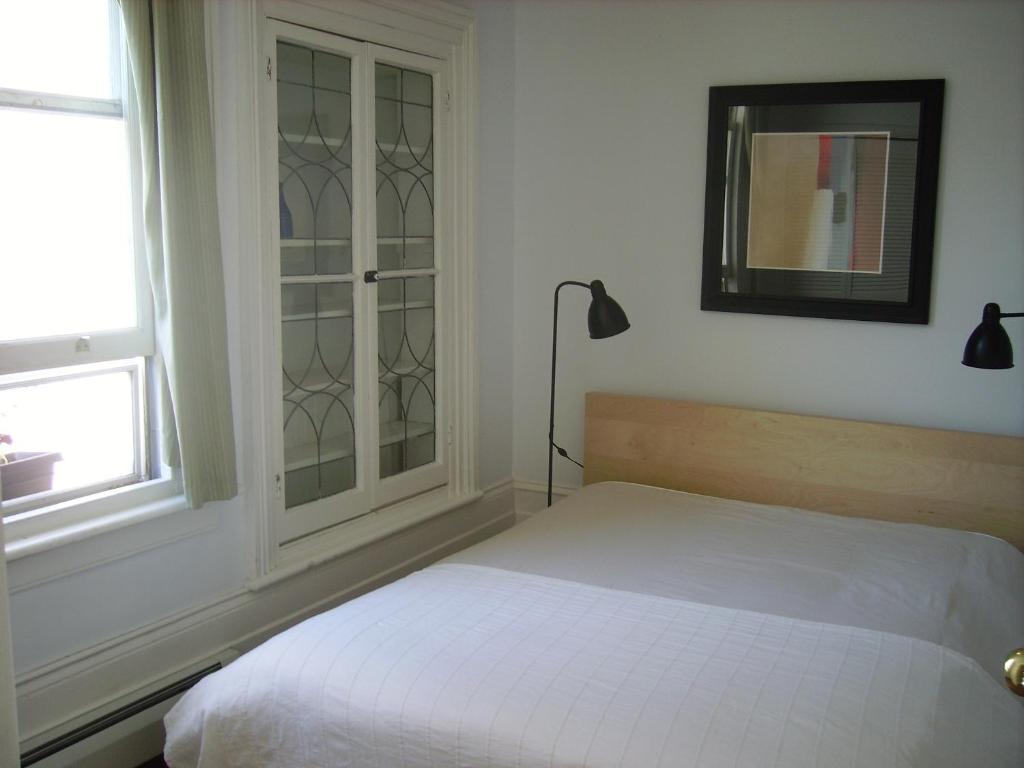 Absolute 1000 Islands Monthly Suites Gananoque Zimmer foto